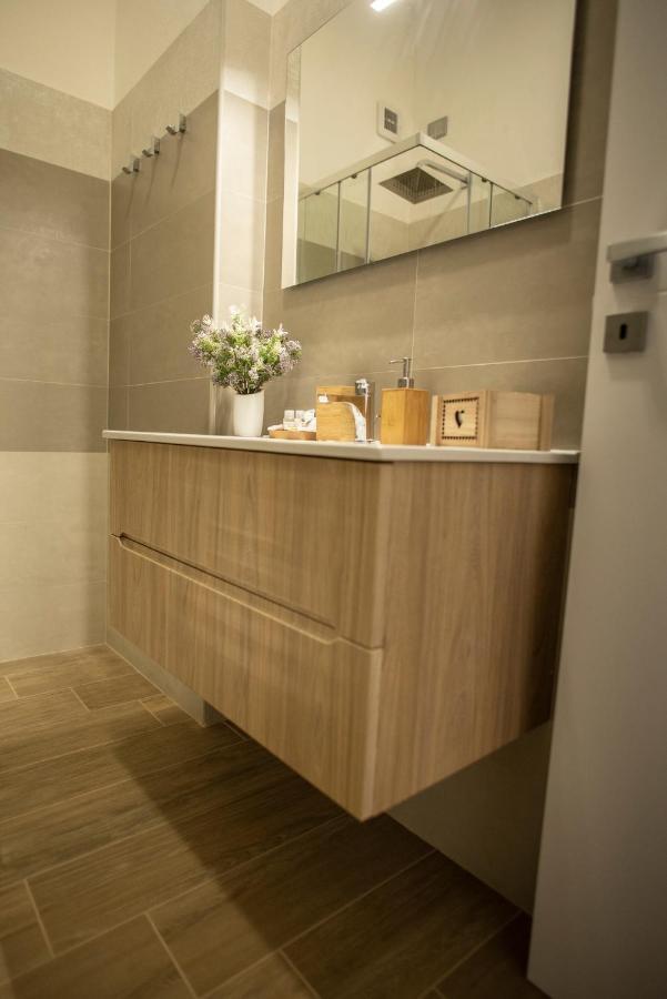 Bellini Lorenz Apartment Cagliari Eksteriør bilde