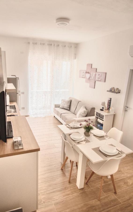 Bellini Lorenz Apartment Cagliari Eksteriør bilde