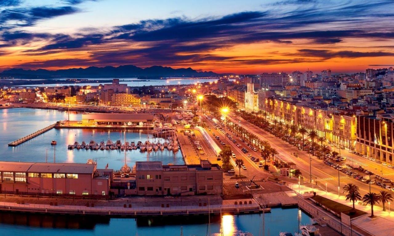 Bellini Lorenz Apartment Cagliari Eksteriør bilde